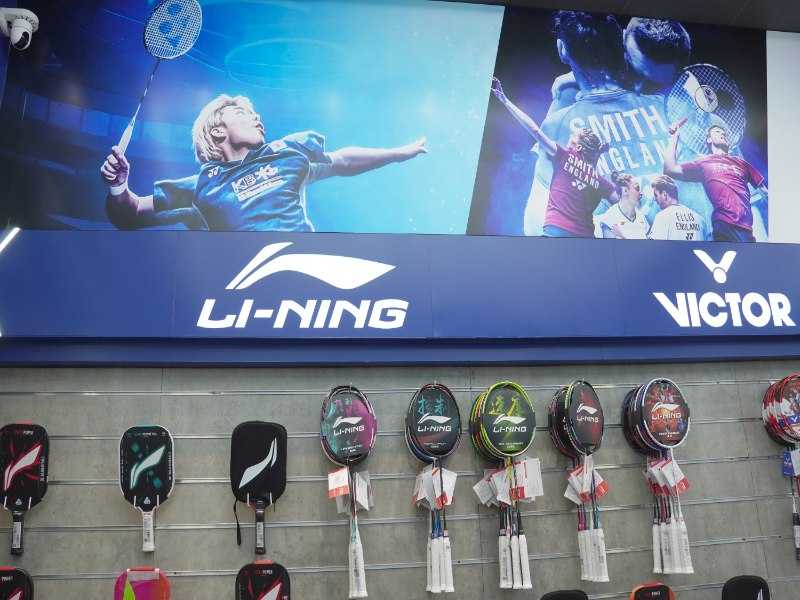 Hình ảnh thực tế cửa hàng trong hệ thống Green Holding Sports với cách bố trí chuyên nghiệp và dễ tiếp cận