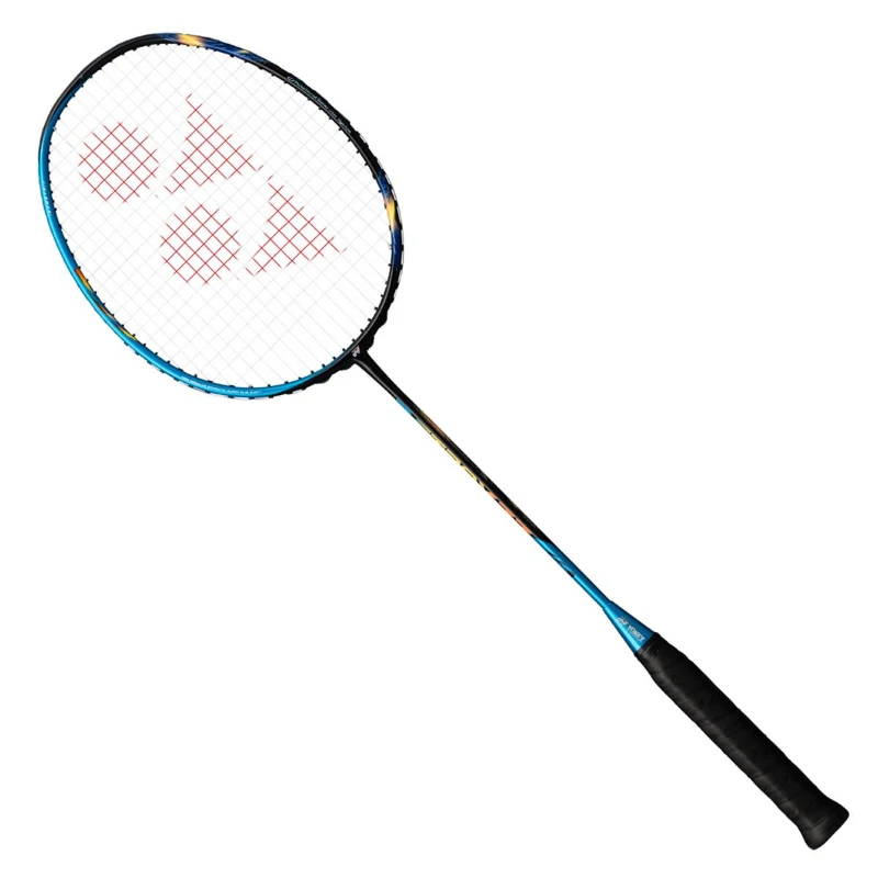 vot cau long yonex astrox 77 7